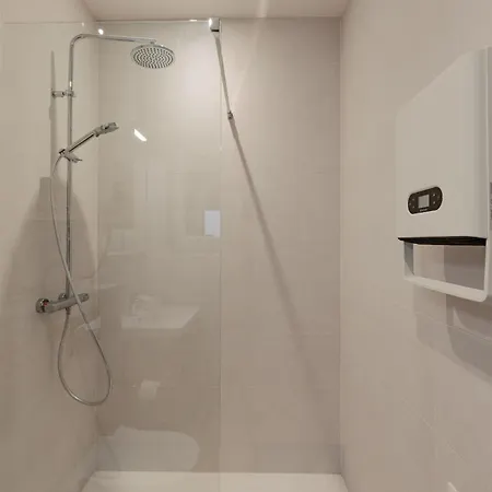 Le Chapelier Apartment *
